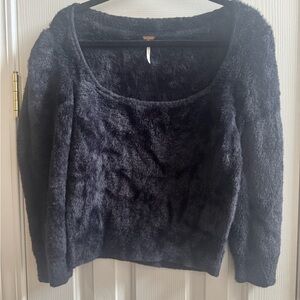 Free People Black Cropped Fuzzy Furry Pullover Moonbeam Sweater, Medium